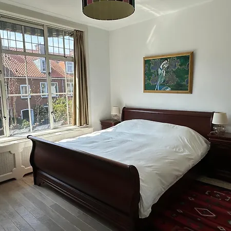 Bed & Breakfast Luxury In Quiet Neighbourhood Near