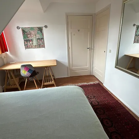 Luxury In Quiet Neighbourhood Near Haag